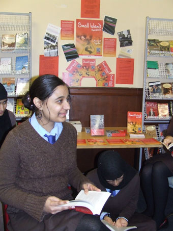 Participants from Glasgow during Small Island Read 2007.